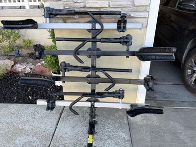 Thule T2 Classic 2-Bike Rack with a 2-bike Add-On