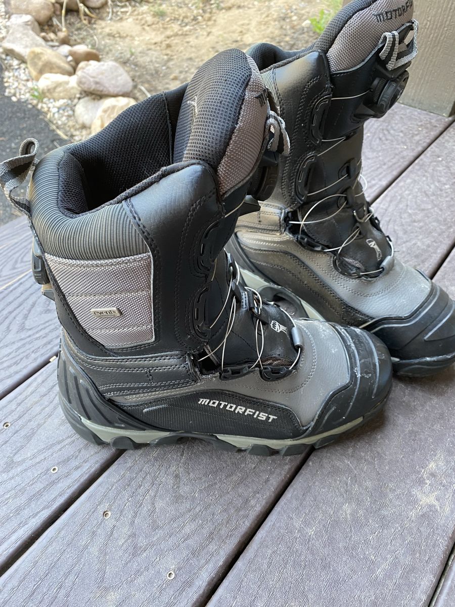 Motofist boa snowmobile boots