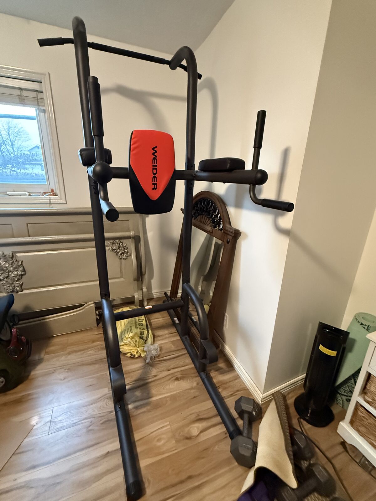 Weider Power Tower Pull Up Station