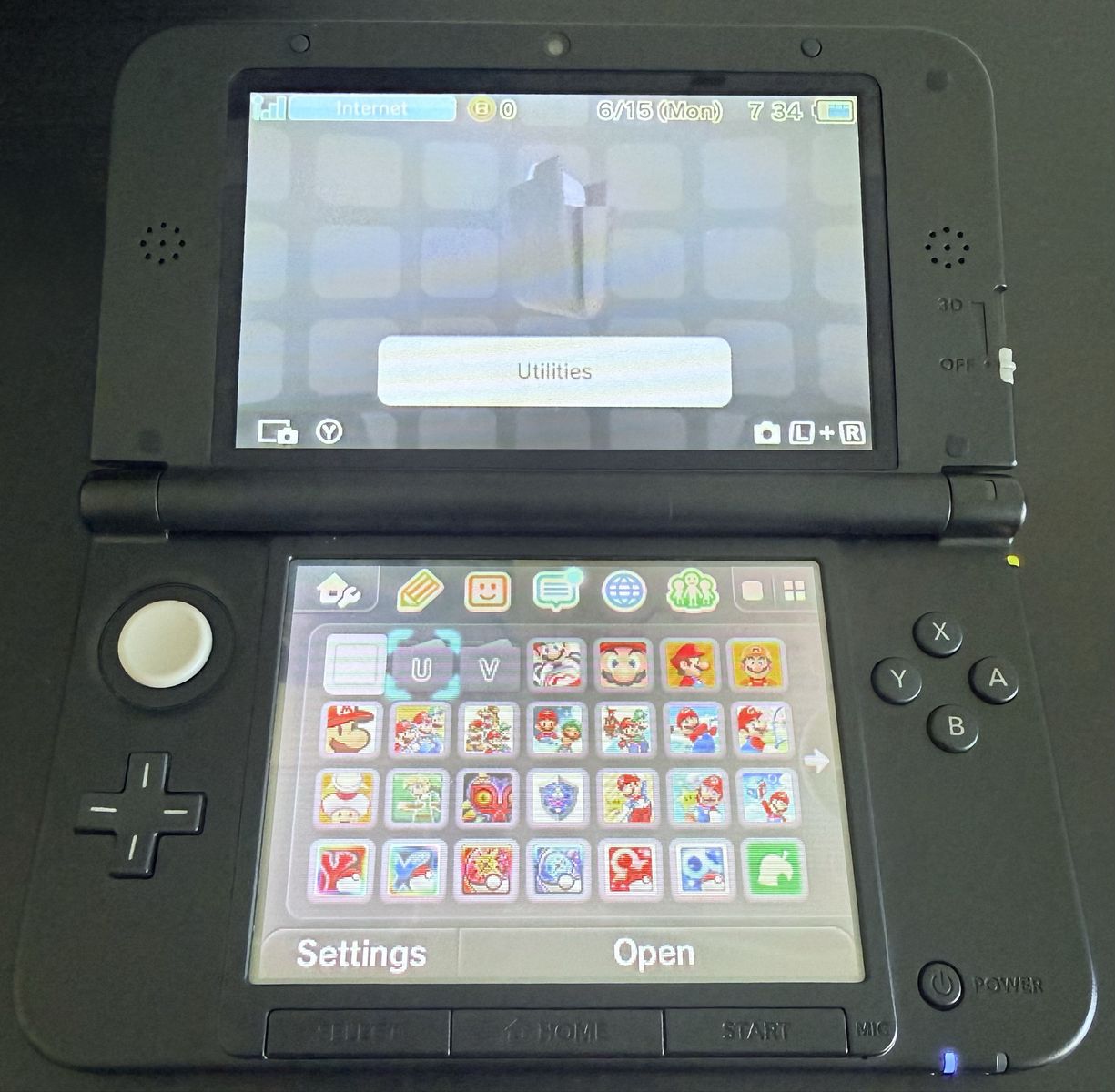 Modded 3DS XL red and black