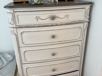 5 Drawer Dresser