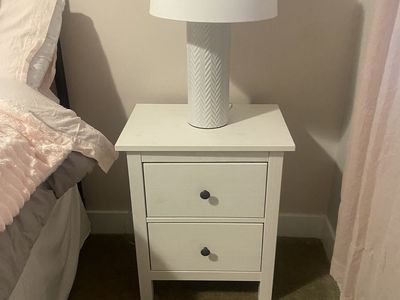 Night stand