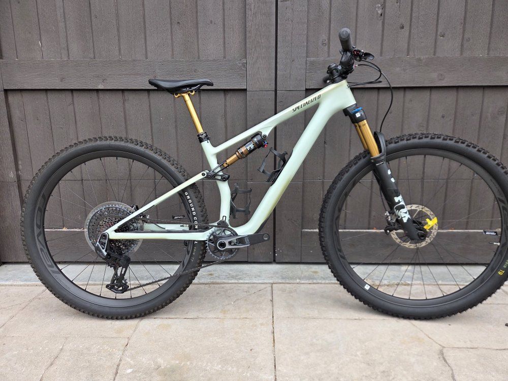 Specialized Epic 8 Pro Evo -Med -NEW
