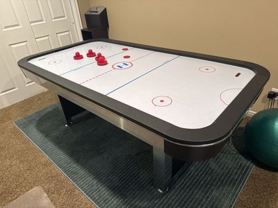 Harvard Air Hockey Table with Electronic Scoring and Pushers/Pucks