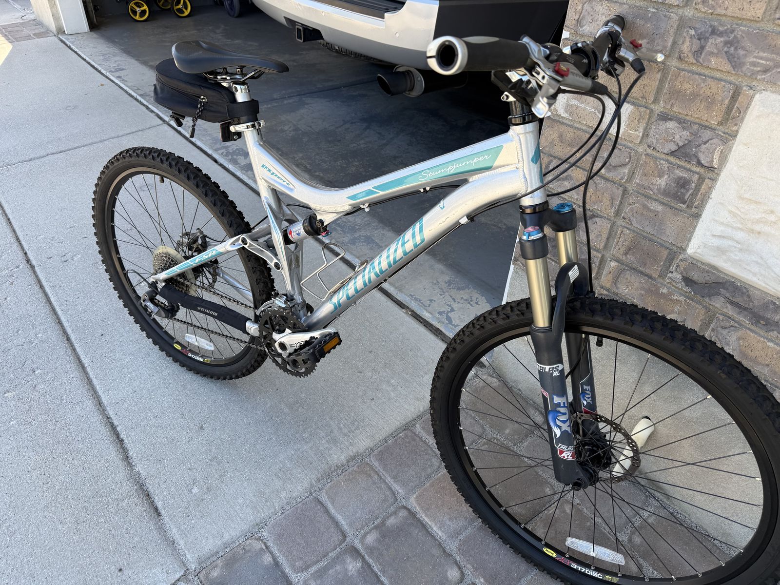 Specialized Expert MidSize