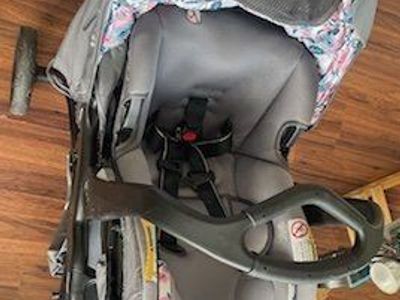 Baby Trend EZ Ride 35 Travel System - Gray Floral Stroller and Infant Car Seat