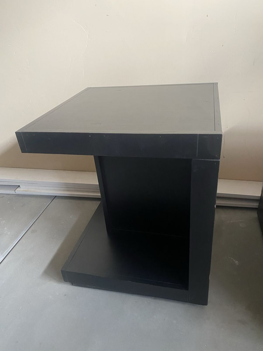 Main image 10