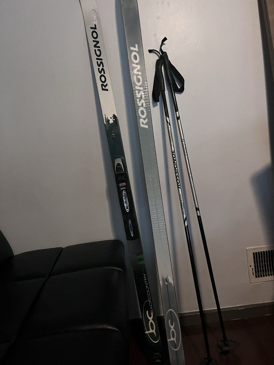 Rossignol BC 70 Backcountry Cross Country Skis + Rottefella BC Bindings + Poles – $125