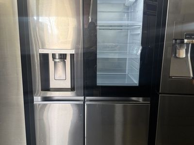 LG 27 cu. ft. Side-by-Side InstaView Refrigerator