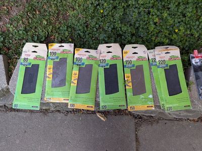 Gator Zip Drywall Sandpaper Sheets & Hand Sanders - Assorted Grits 80-220, 7 Packs + 2 Sanders