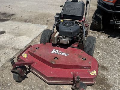 ExMark Viking Mower