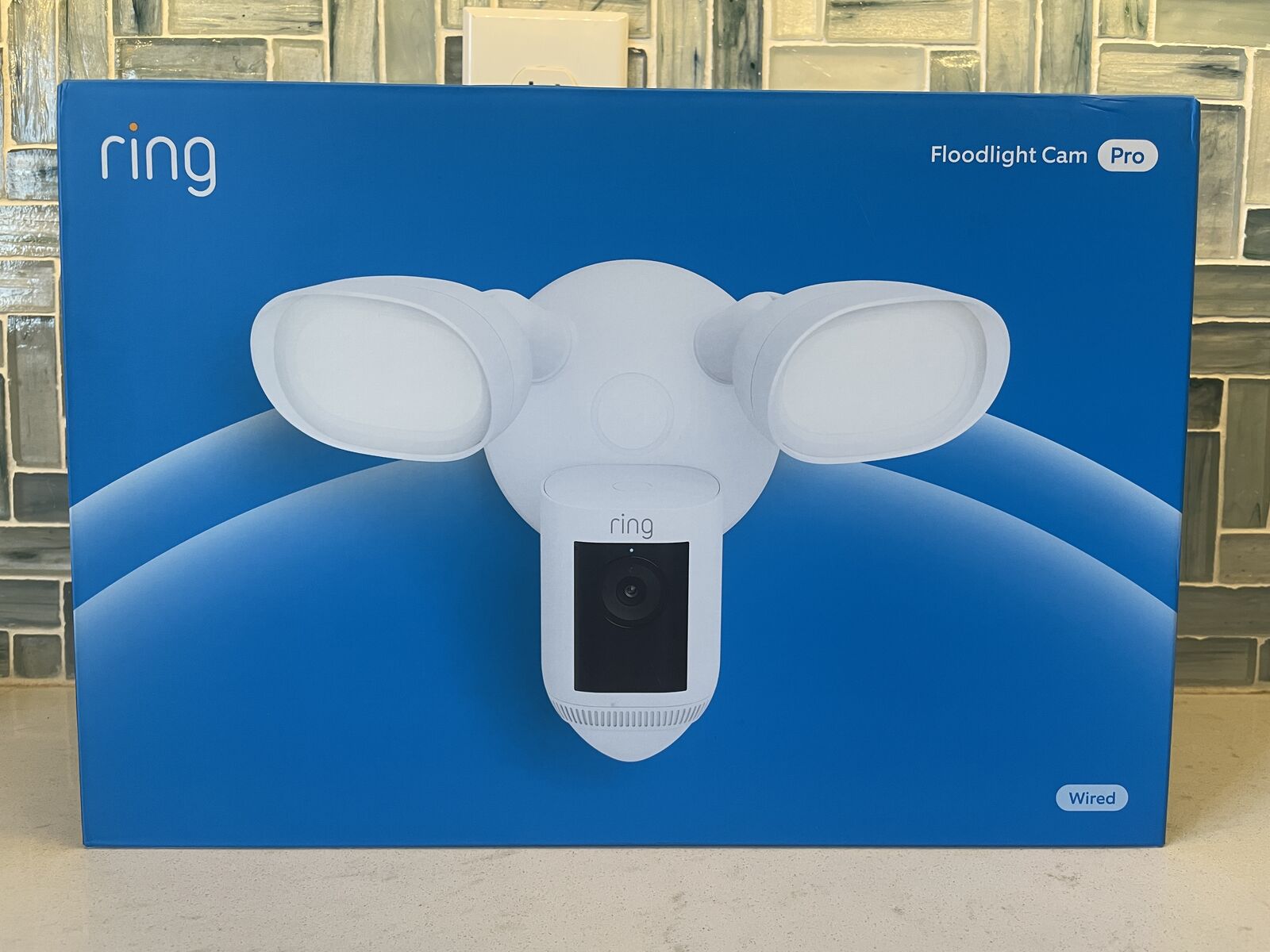 [NEW] Ring Floodlight Cam Wired Pro - (White)