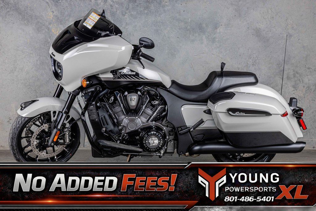 2026 Indian Motorcycle® Chieftain® PowerPlus Dark Horse® 112 w/PowerBand Chalk with Black Metallic