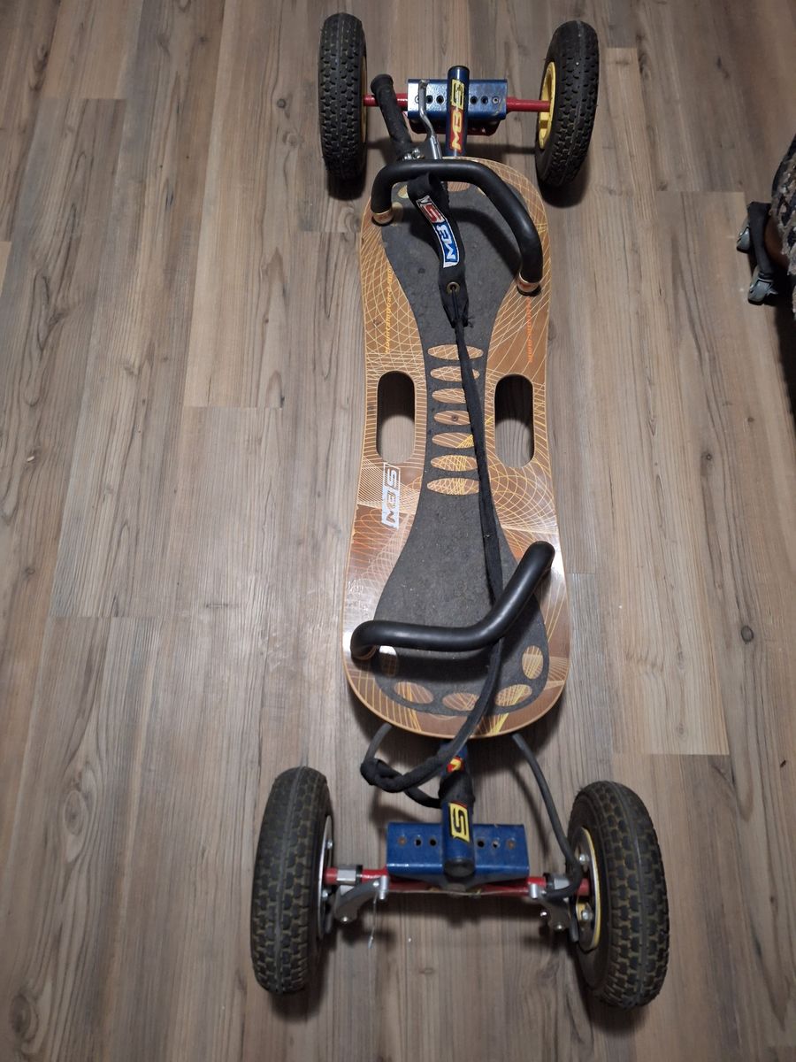 Mountain board
