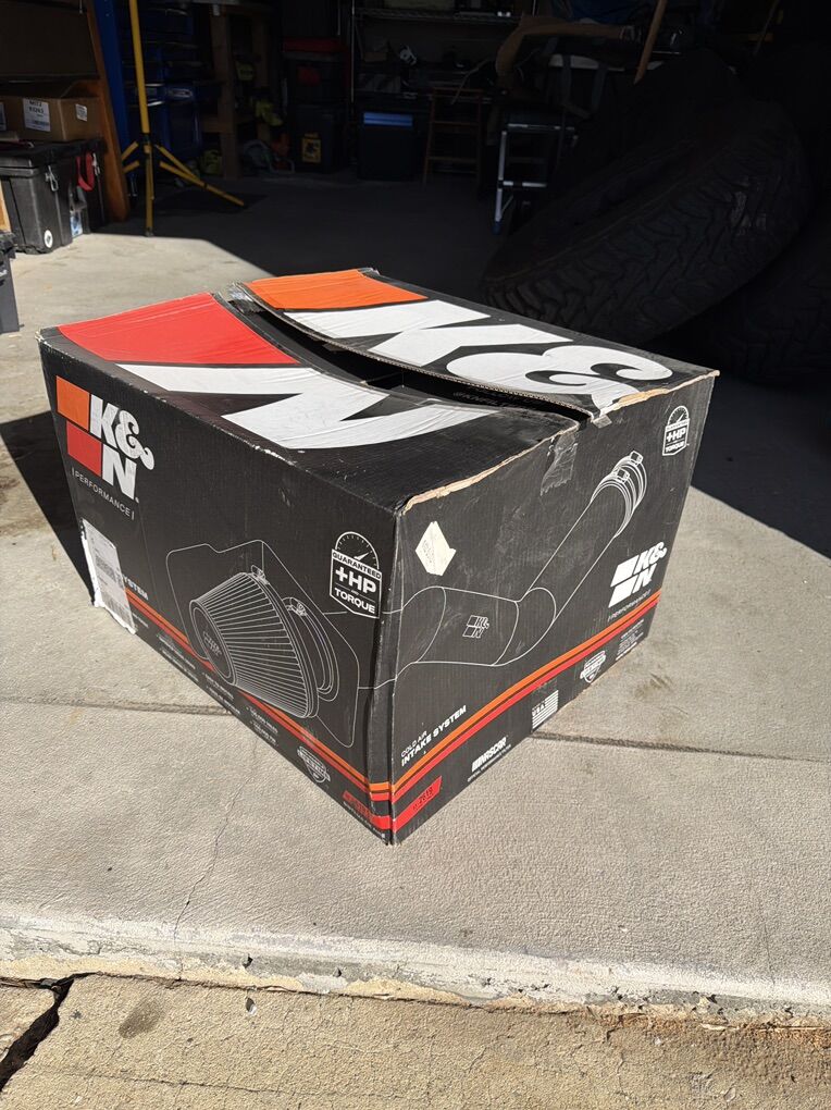 K&N Cold air intake Ford Bronco