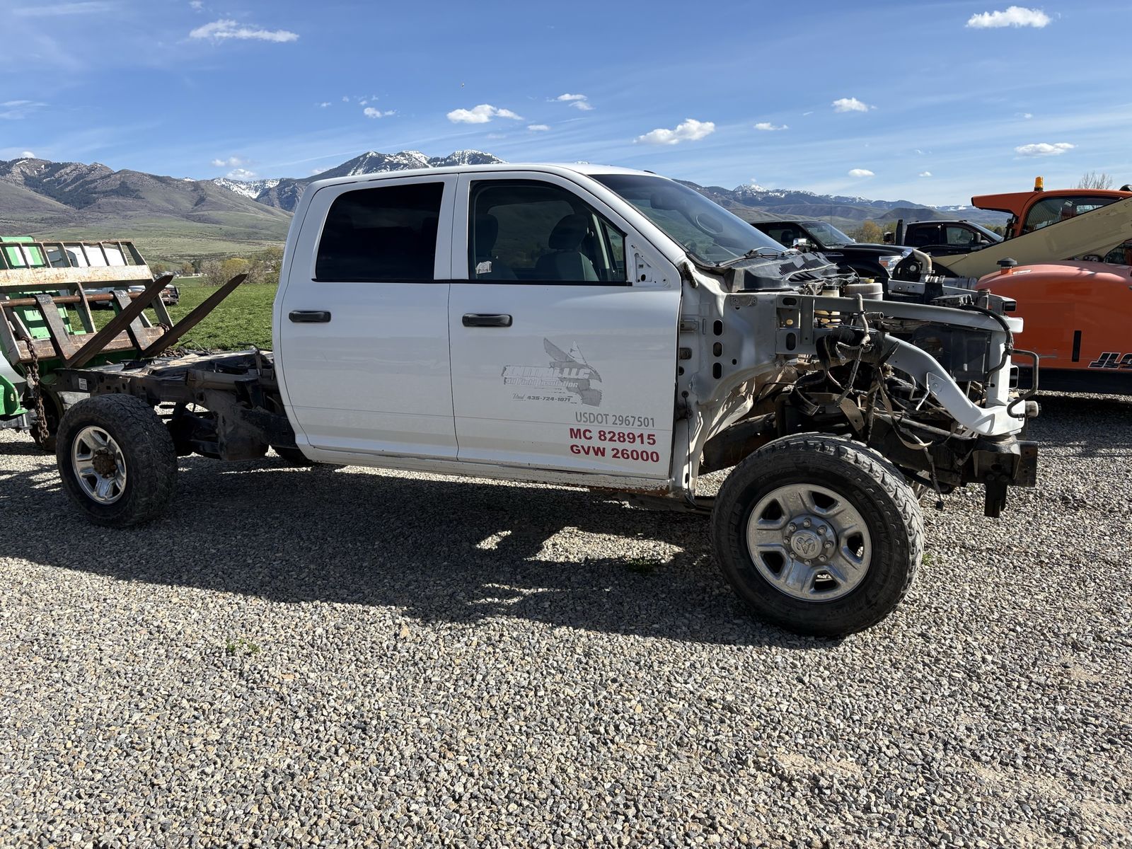 2014 Ram 2500 Cummins Roller No Engine Trans Tcas
