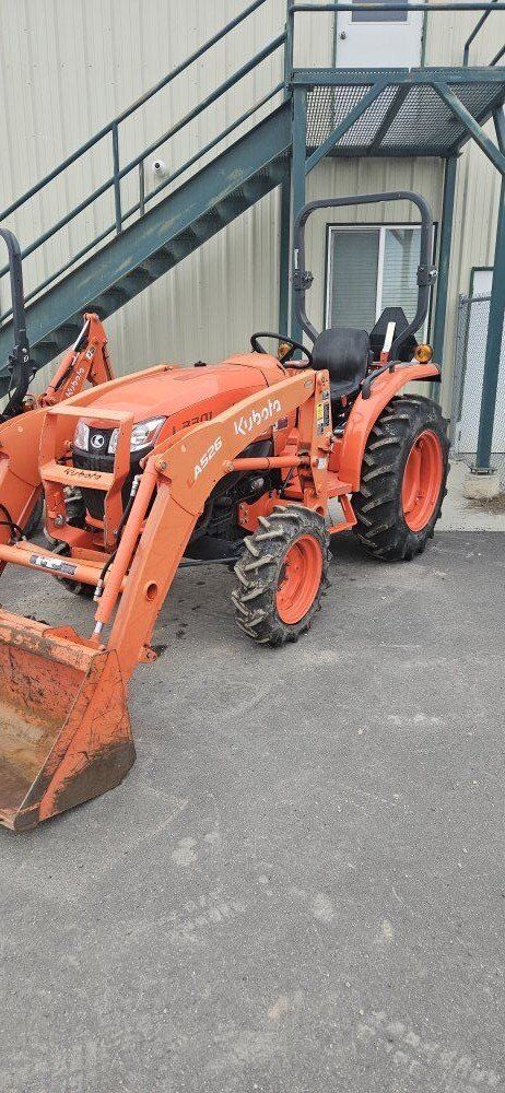 2022 Kubota L3301