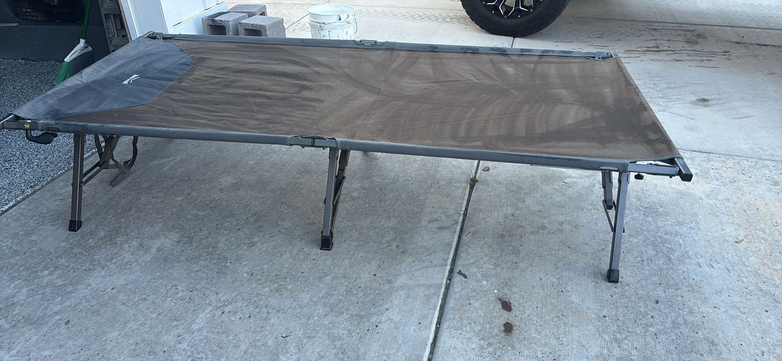 Xl cot