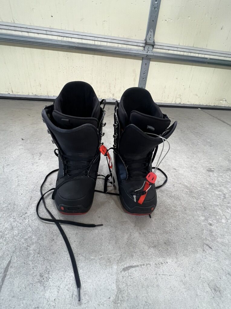 Snowboard Boots 9