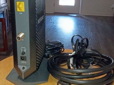 Netgear Cable Modem with Power Supply, Coaxial & Ethernet Cables