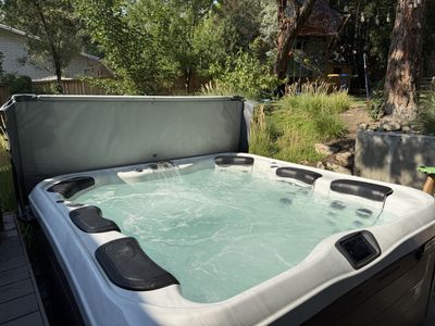 Bullfrog A7L Spa/Hot Tub-Used, Excellent Condition