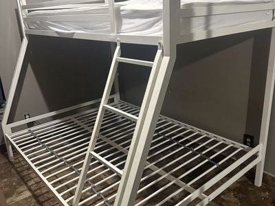 Bunk bed