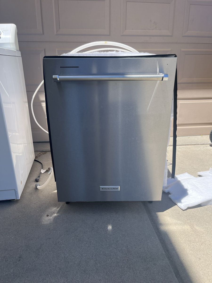 KitchenAid KDPM704KPS Stainless Steel Built-In Dishwasher w/ ProWash Cycle