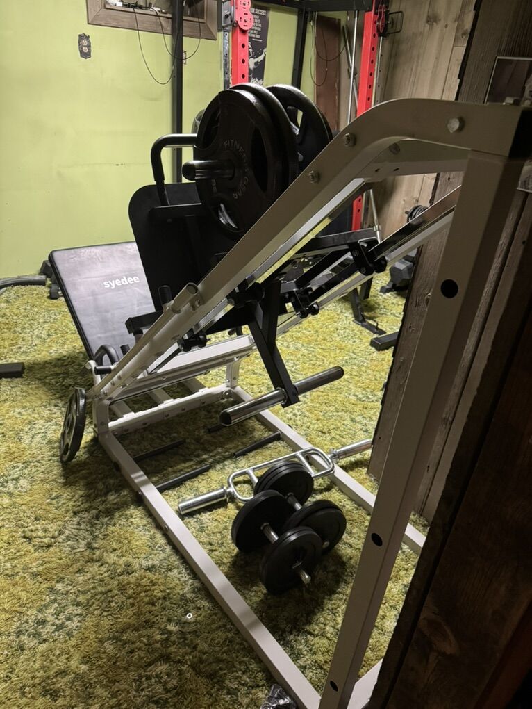Leg Press Machine