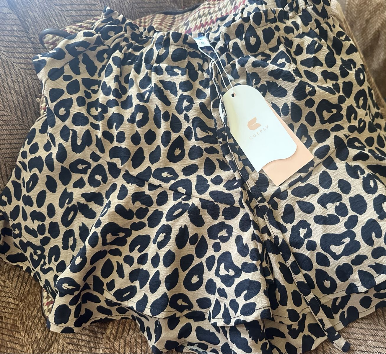 CUERPLY Leopard Print Tiered Ruffle Shorts Women's Size S Elastic Waist NWT
