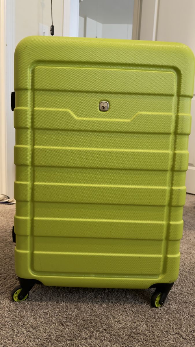 SWISSGEAR Hardside Spinner Luggage - Lime Green Checked Suitcase