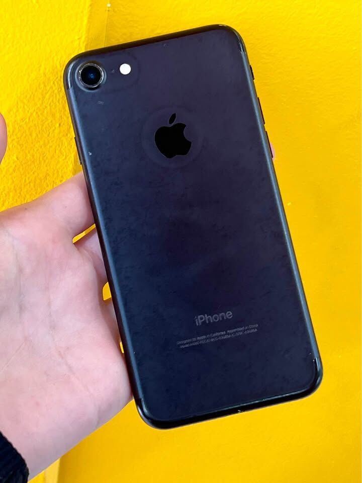 iPhone 7 32GB - Unlocked