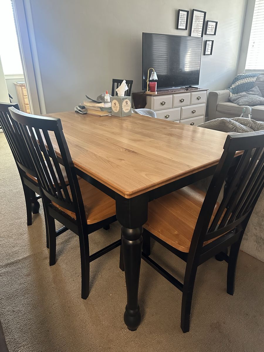 Dinning Table