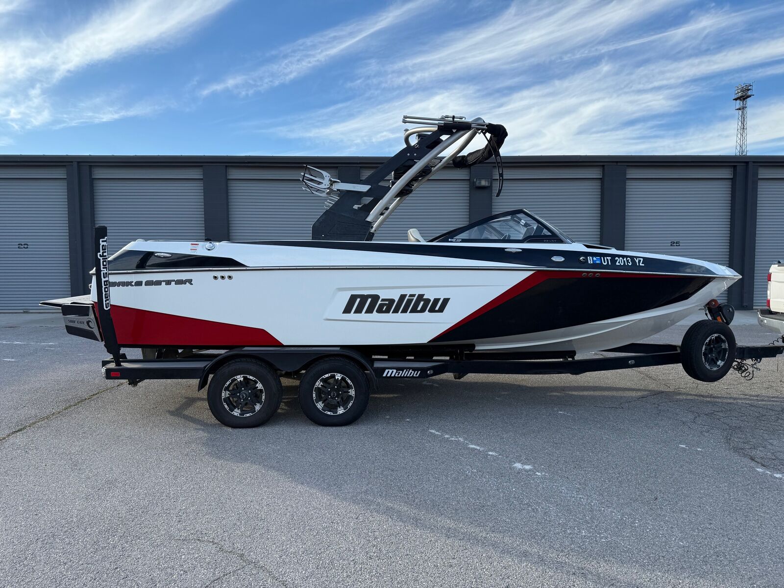 2018 Malibu 23 LSV