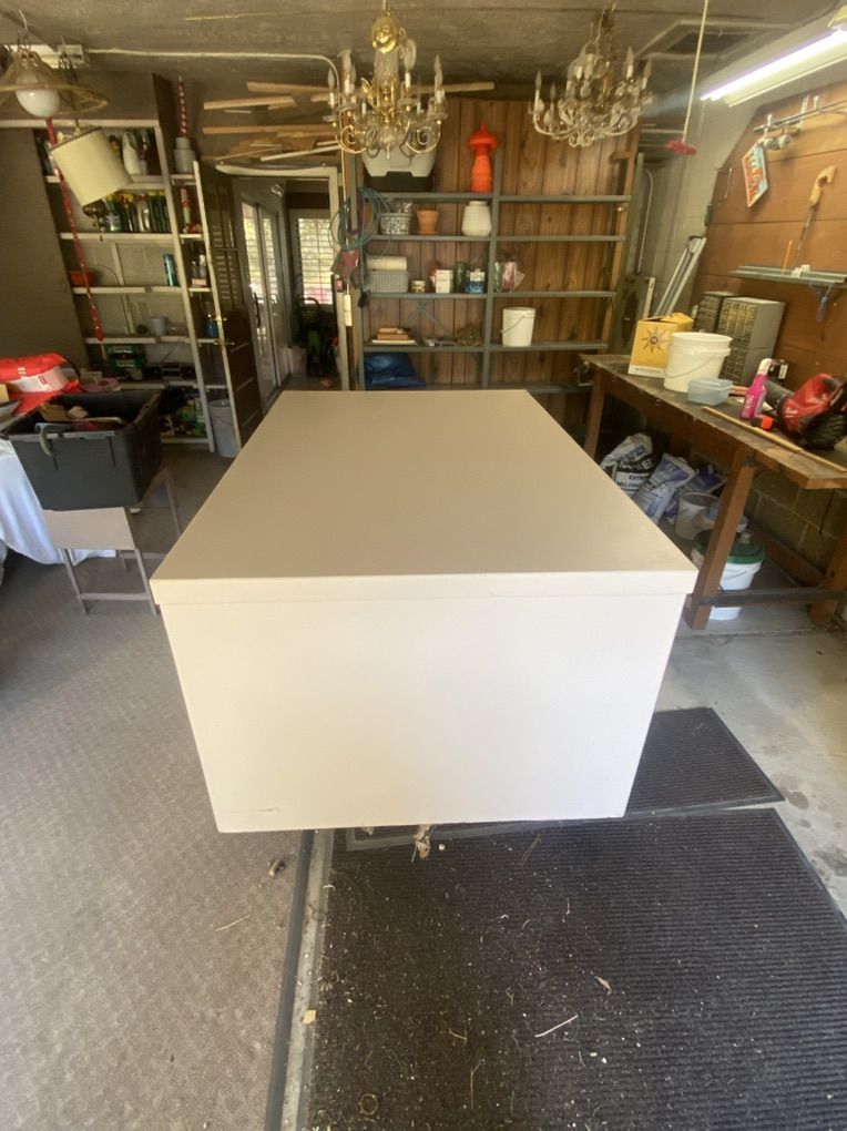 Main image 4