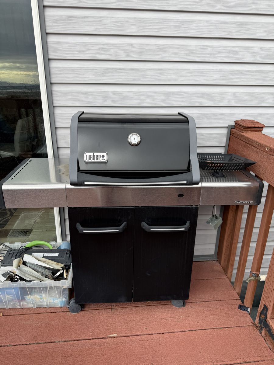 Weber Spirit Gas Grill – Stainless Steel BBQ Grill