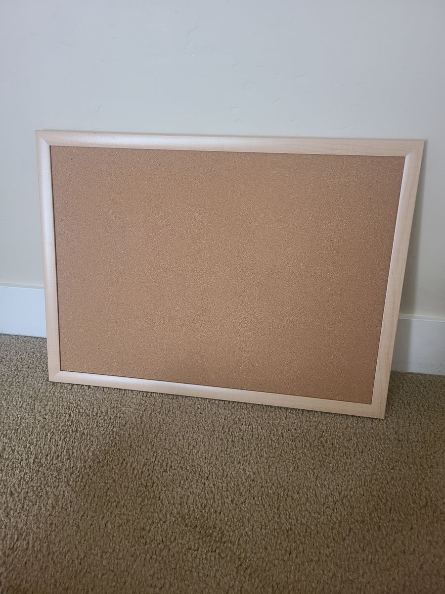 Pin board  23×17