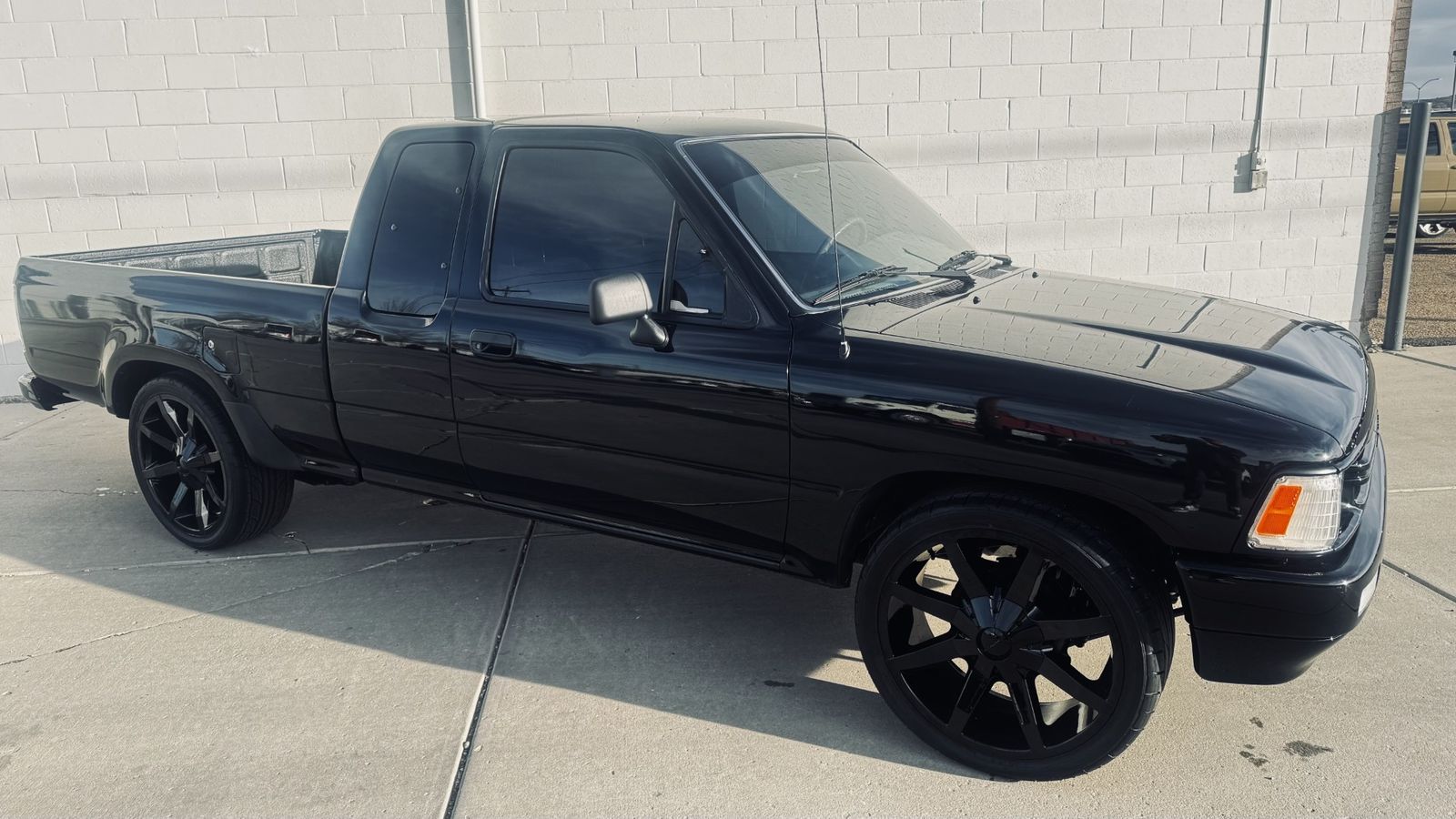 1990 Toyota Pickup Deluxe
