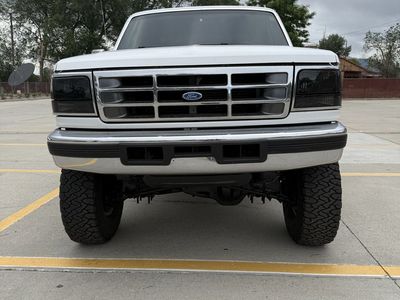 Ford F-250 1997 White 4x4 Pickup Truck - Used