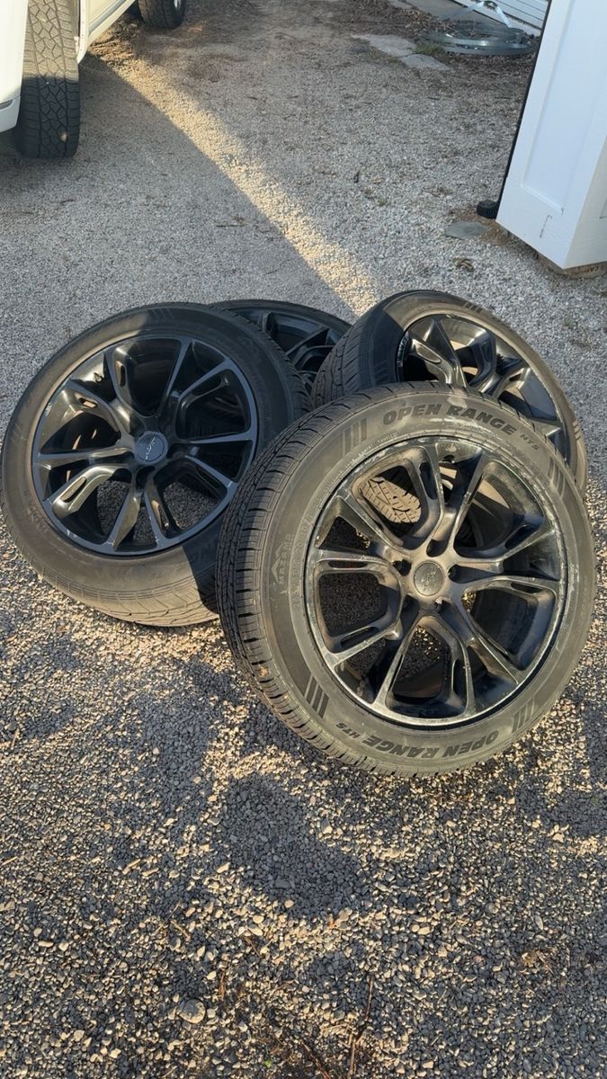 20" Jeep Grand Cherokee SRT rims