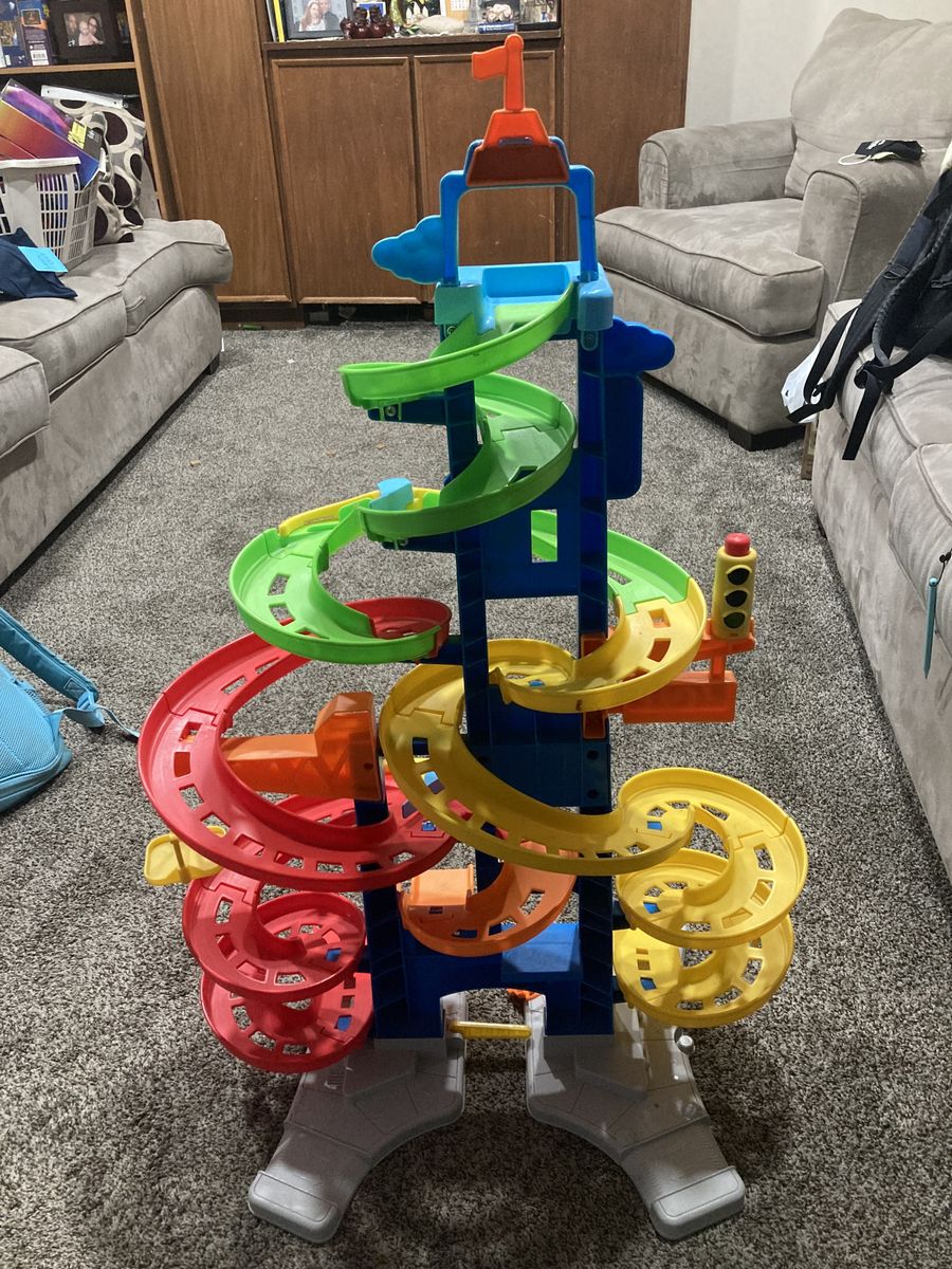 Fisher Price Little People 3 Ft City Skyway