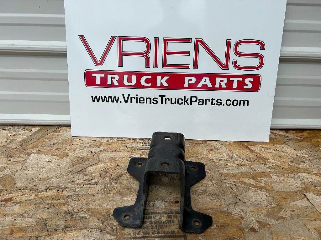 Freightliner Bracket