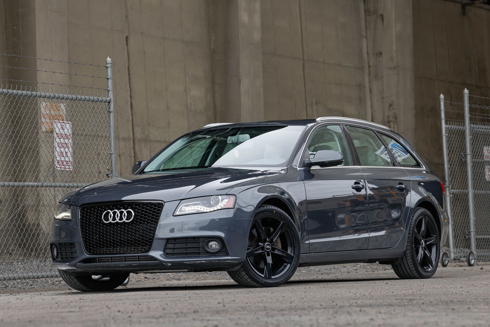 2011 AUDI A4 2.0T quattro Avant Premium Plus