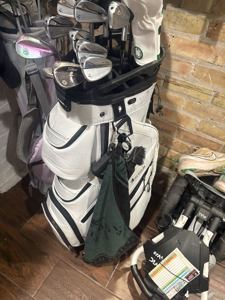 White Golf Bag