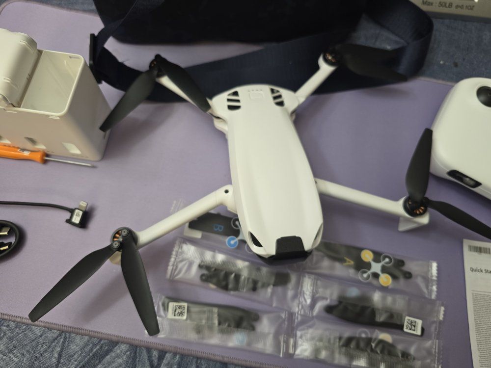 Skyrover S1 Drone Fly More Combo - Compact Foldable Camera Drone with Controller & 3 Batteries