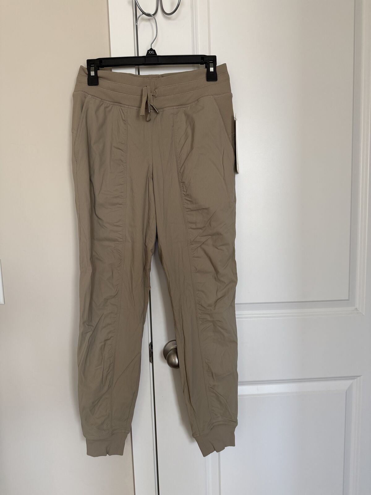 BNWT Lululemon Dance Studio Mid-Rise Jogger Full Length Women's Size 6