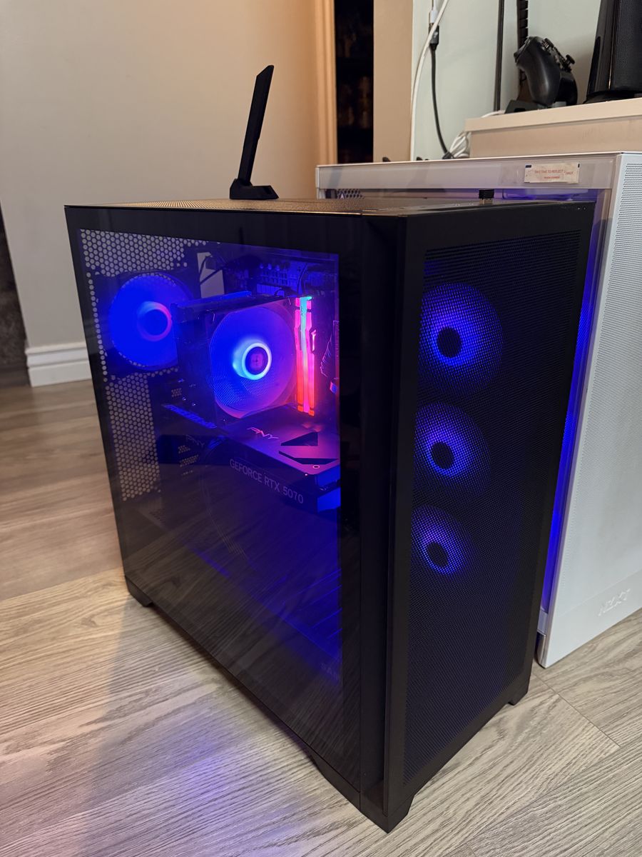 High End Gaming PC With RTX 5070