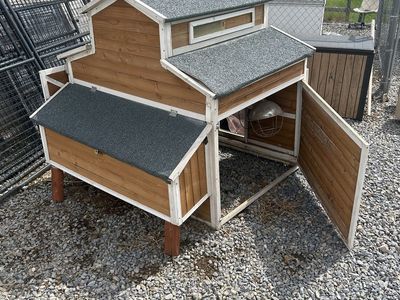 Chicken coop