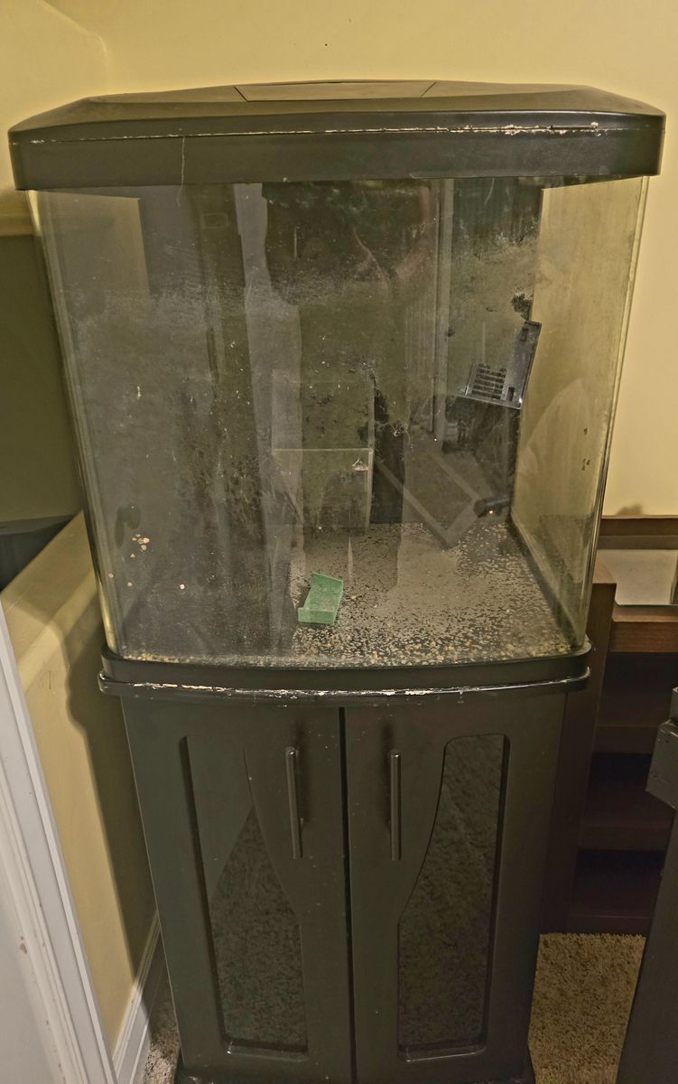 32 Gallon Coral Life Bio Cube Glass Aquarium with Matching Storage Cabinet Stand