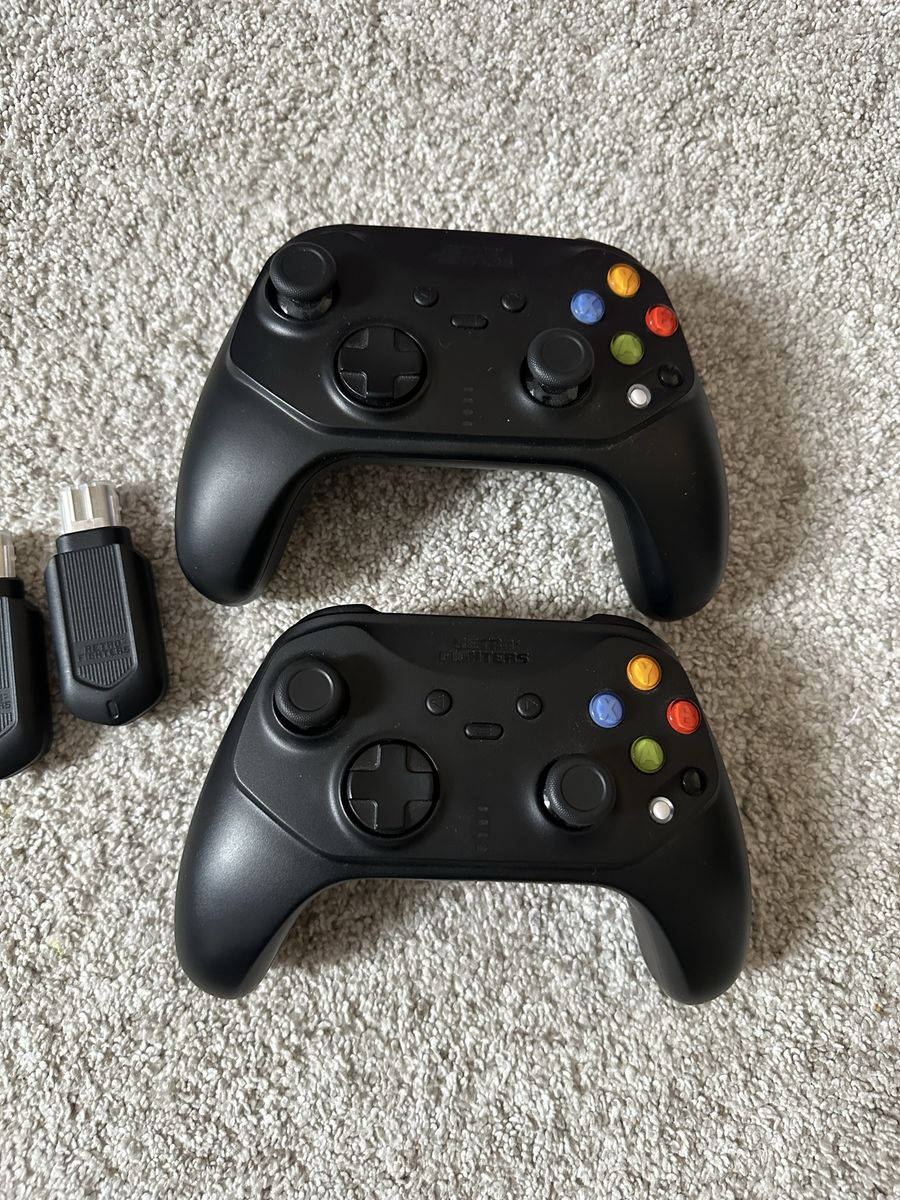 Two Retro Fighters Hunter Controllers for Original Xbox, Switch, PC