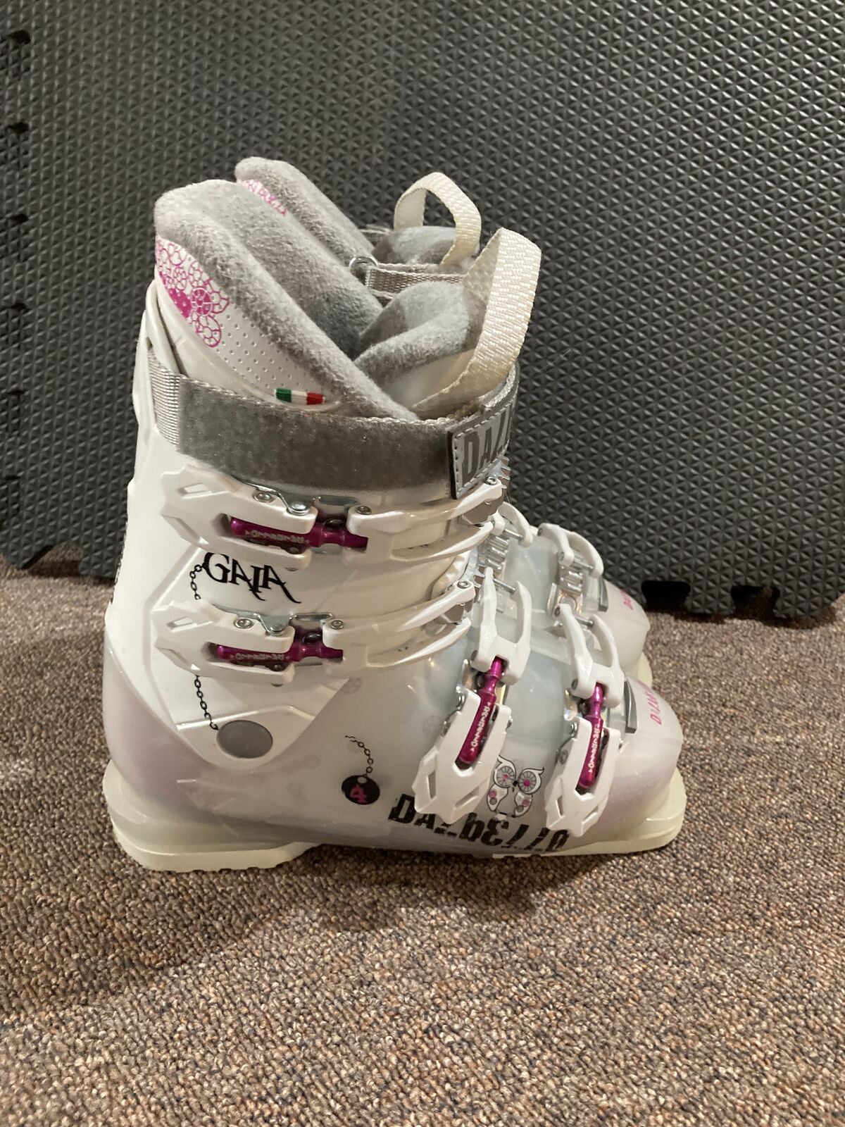 Dalbello Gaia 4 Girl's Ski Boots 22.5